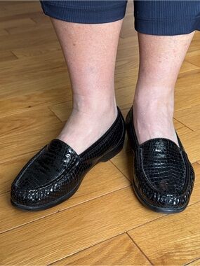 SAS Tripad Comfort Black Croc Embossed Loafers Women’s